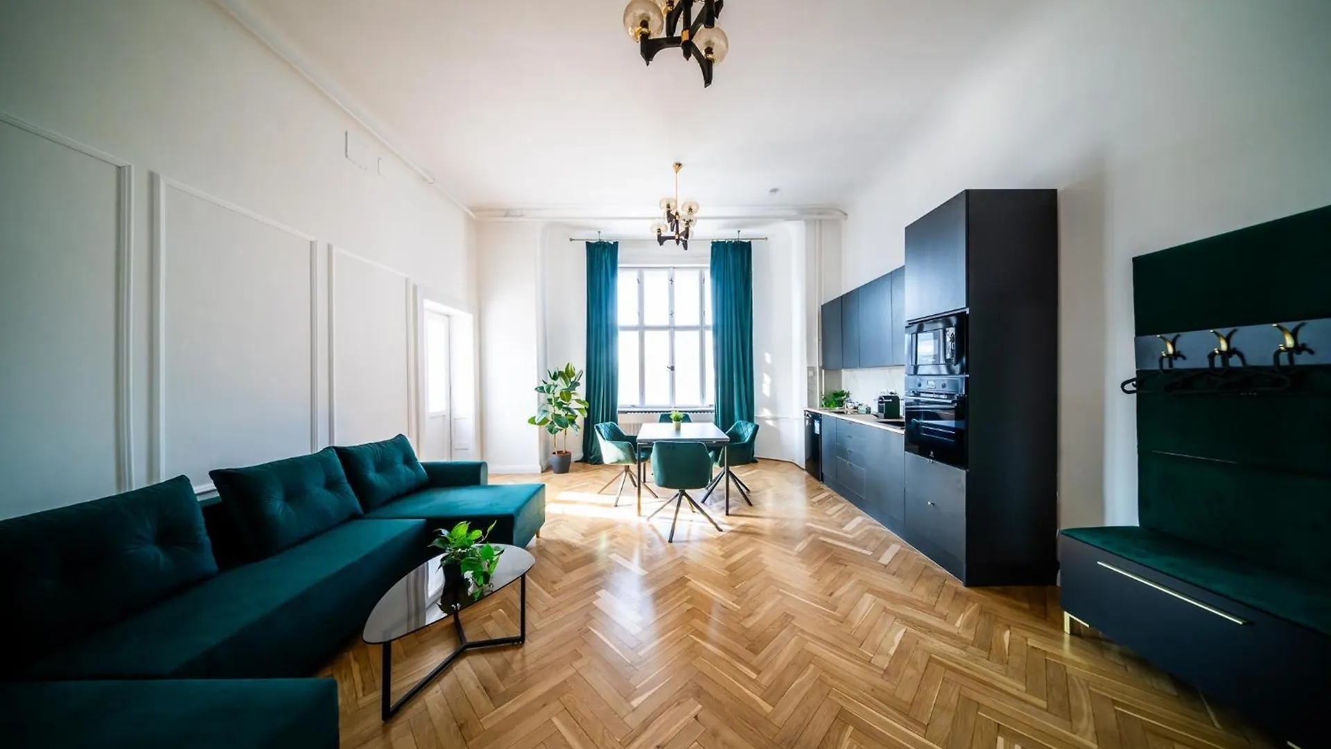 Budapest Riverfront Residence 0*,