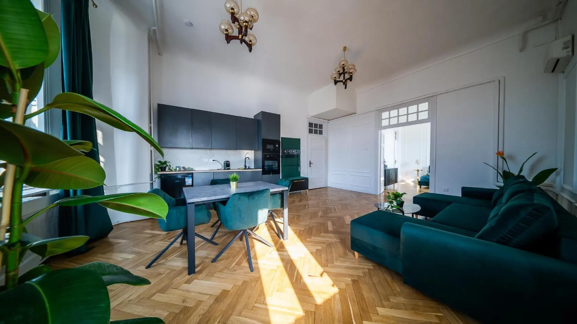 Budapest Riverfront Residence Apartament