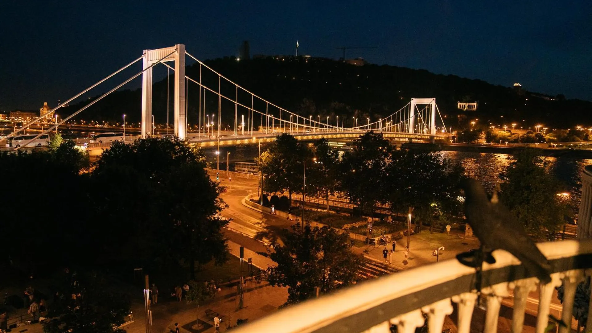 Budapest Riverfront Residence location